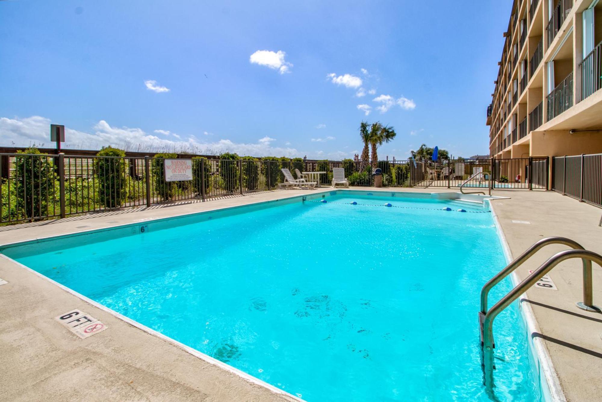 Oceanfront * Pool * Elevator * Boardwalk Apartment Carolina Beach Exterior photo